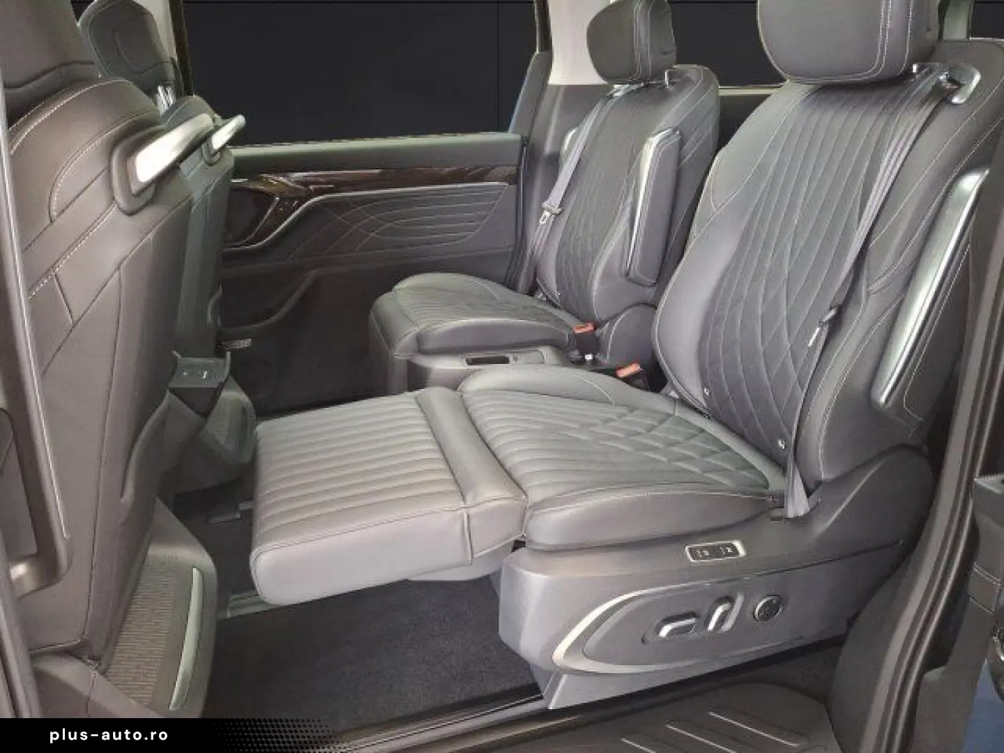 MAXUS MIFA 9 Luxury 7-Sitzer LED Navi elektr. Heckklap