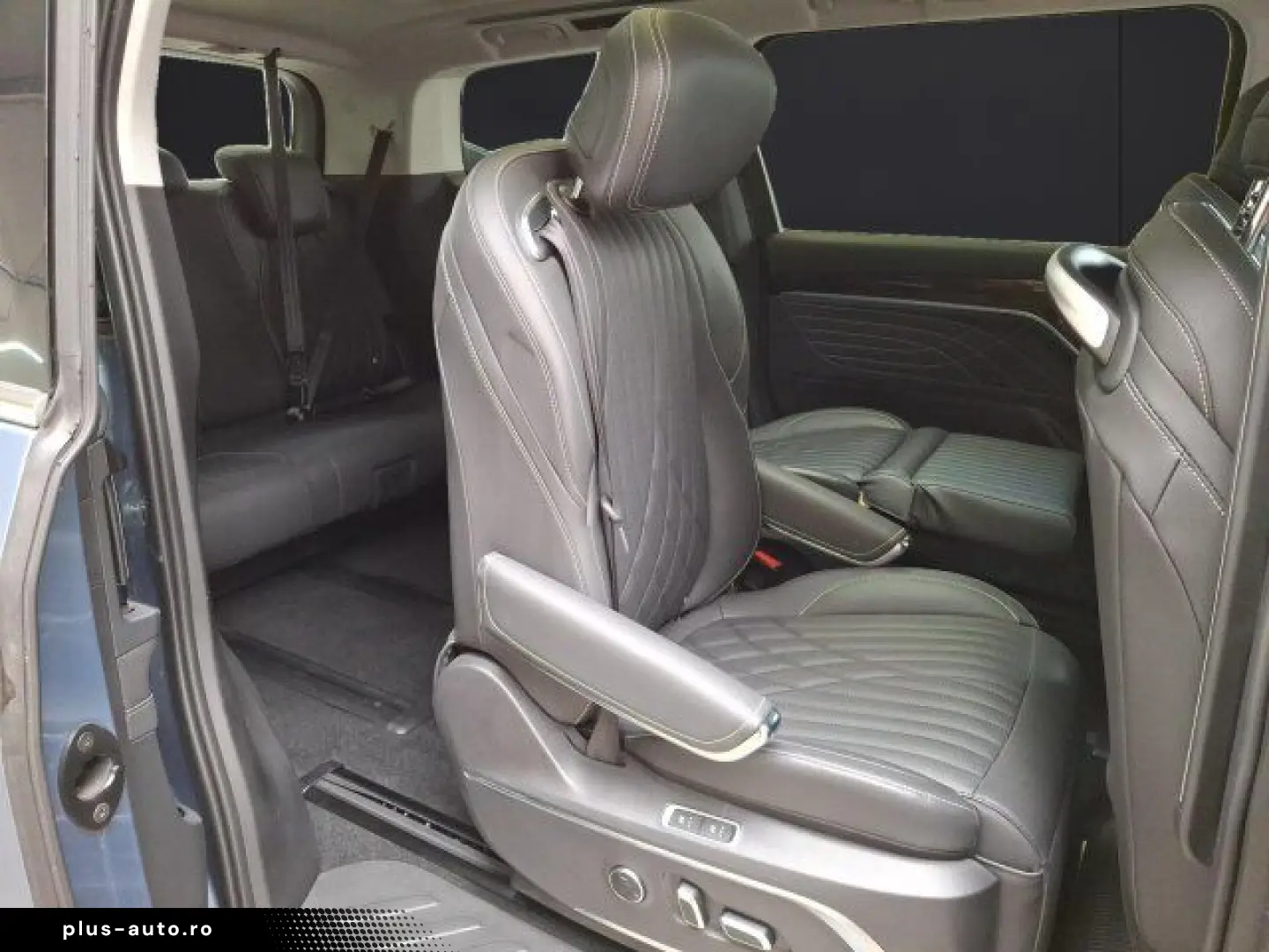 MAXUS MIFA 9 Luxury 7-Sitzer LED Navi elektr. Heckklap