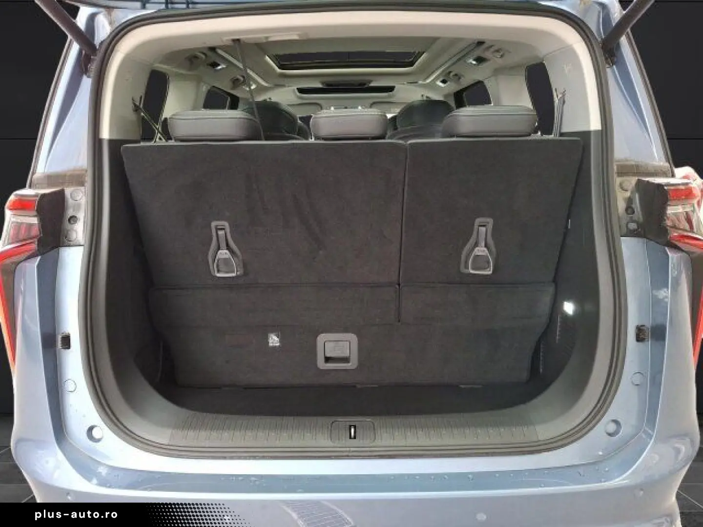 MAXUS MIFA 9 Luxury 7-Sitzer LED Navi elektr. Heckklap
