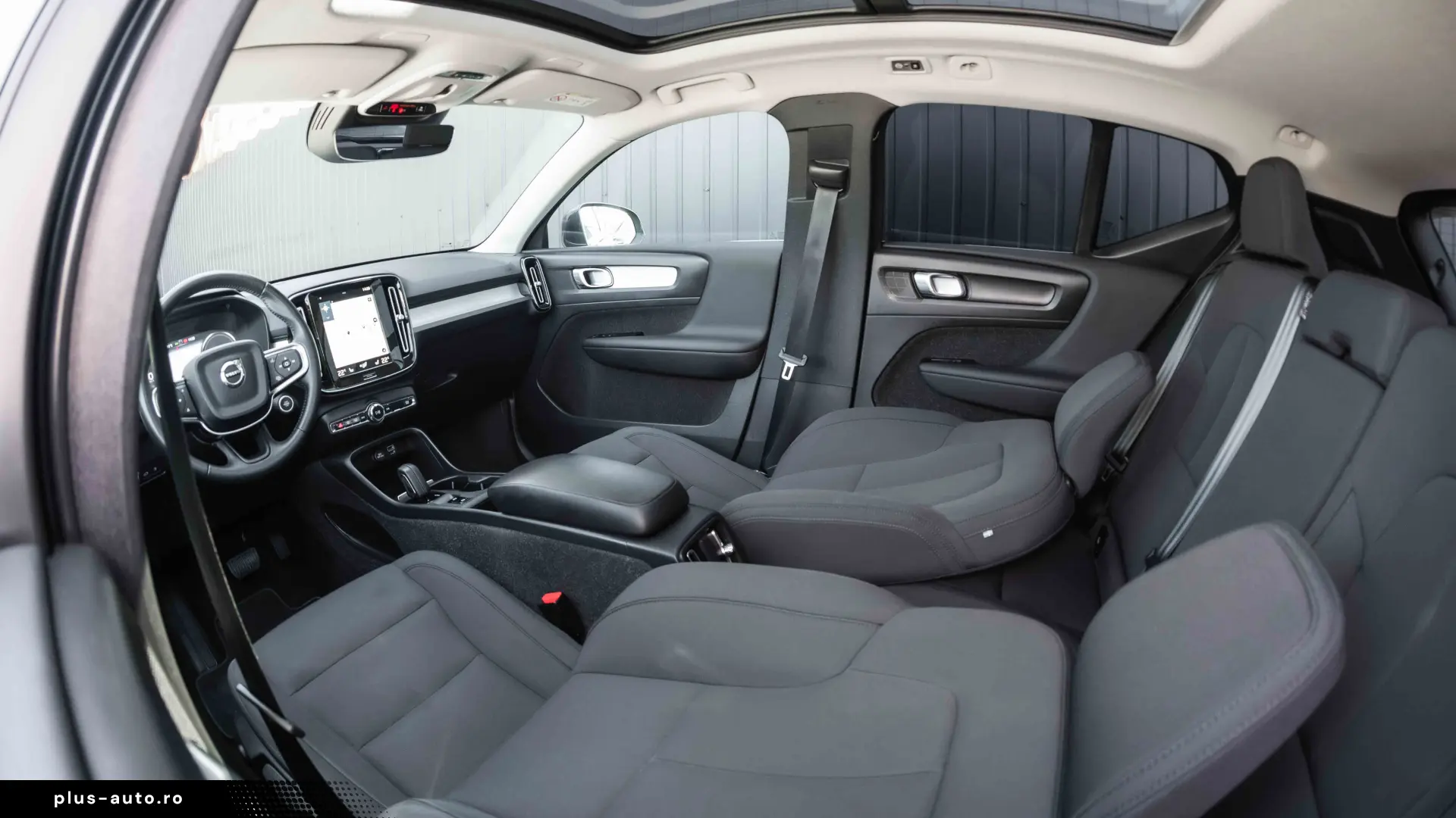 Volvo XC 40 T4 Recharge DKG Inscription Expression