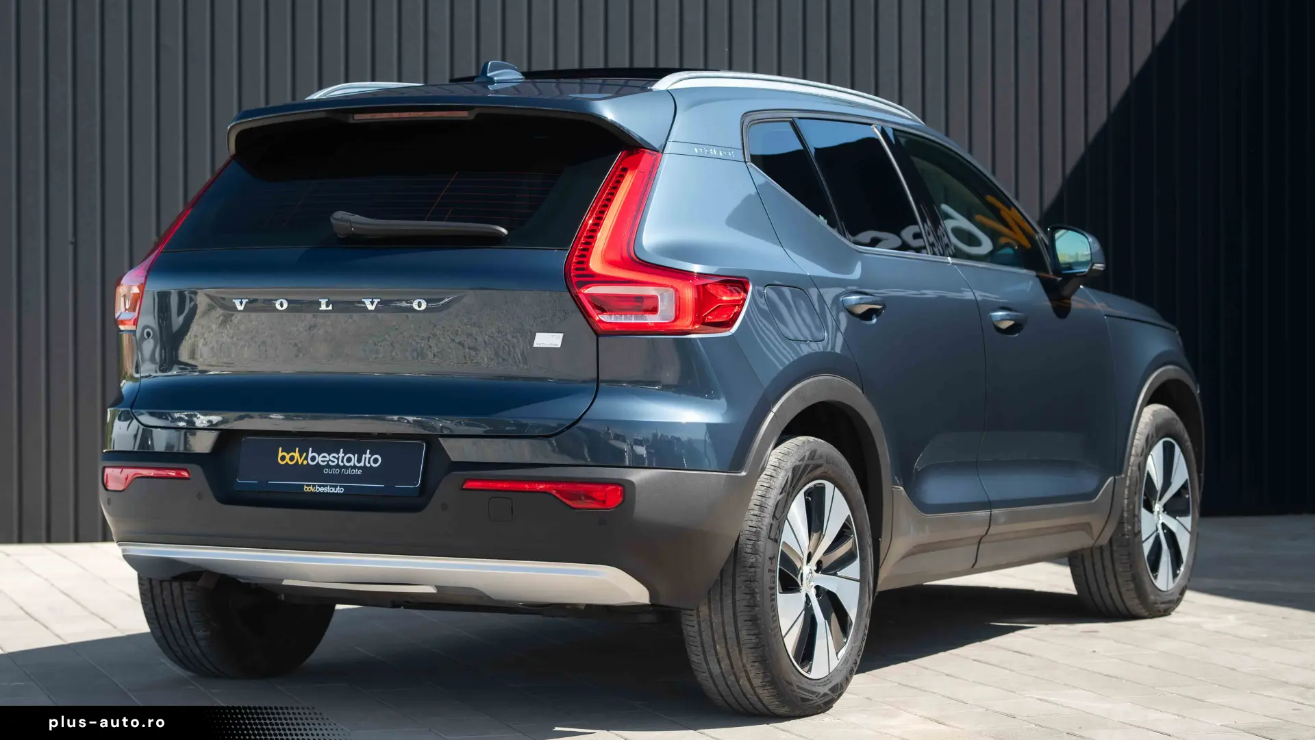 Volvo XC 40 T4 Recharge DKG Inscription Expression
