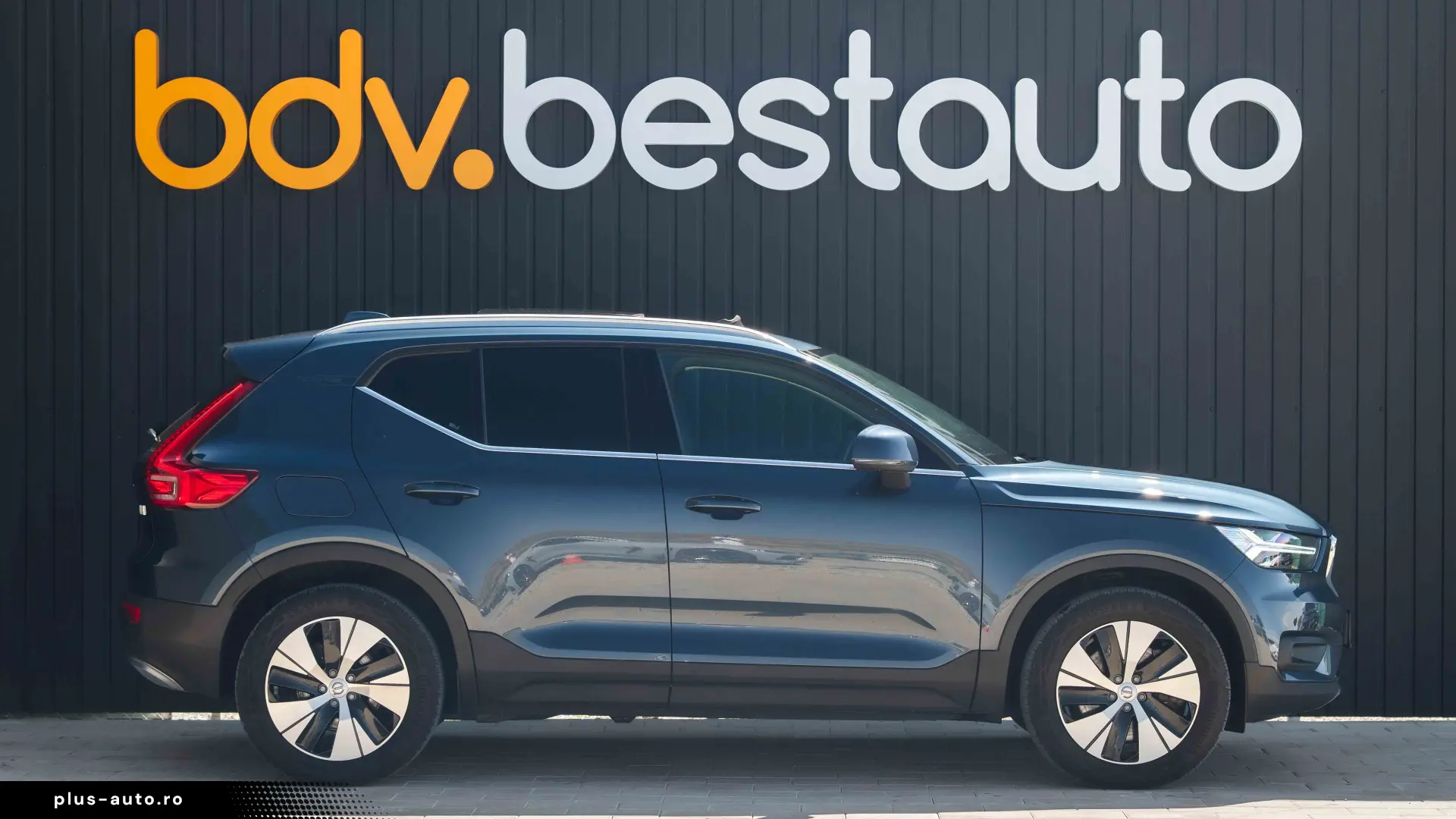 Volvo XC 40 T4 Recharge DKG Inscription Expression