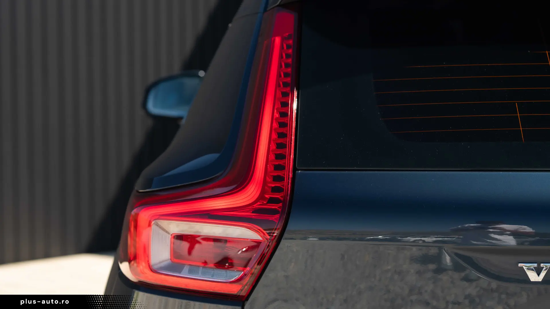 Volvo XC 40 T4 Recharge DKG Inscription Expression