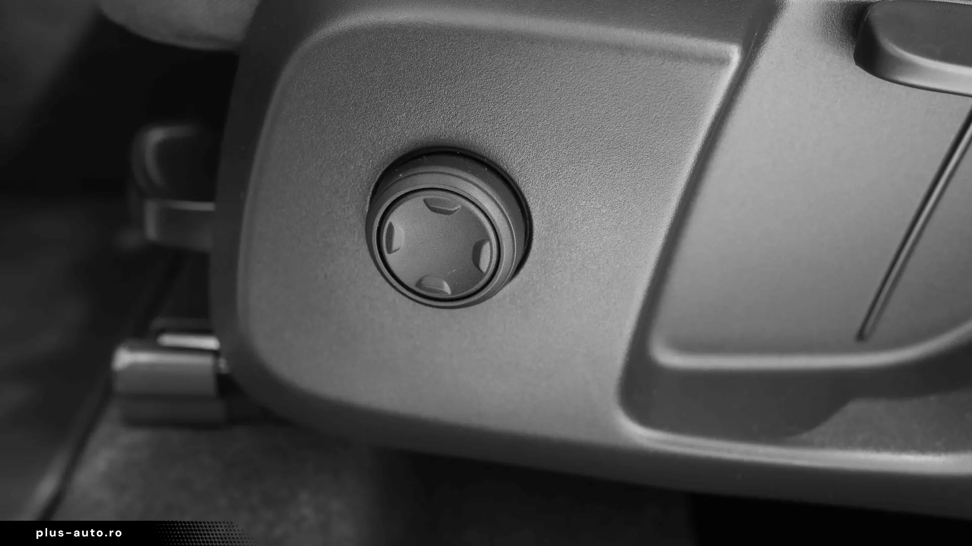 Volvo XC 40 T4 Recharge DKG Inscription Expression