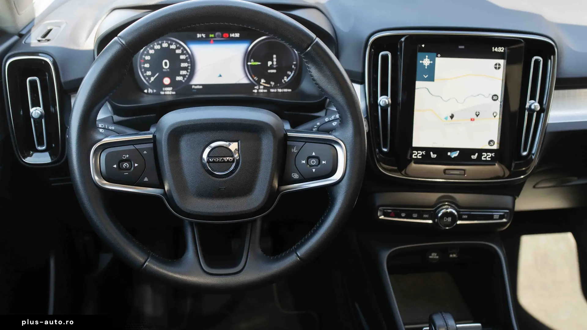 Volvo XC 40 T4 Recharge DKG Inscription Expression