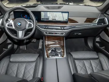 BMW X5 40d xDrive M-Sport 7Seats 360Camera Pano HK