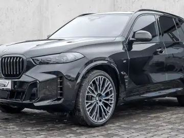 BMW X5 40d xDrive M-Sport 7Seats 360Camera Pano HK