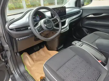 FIAT 500e Comfort Style SHZ PDC RFK Lane