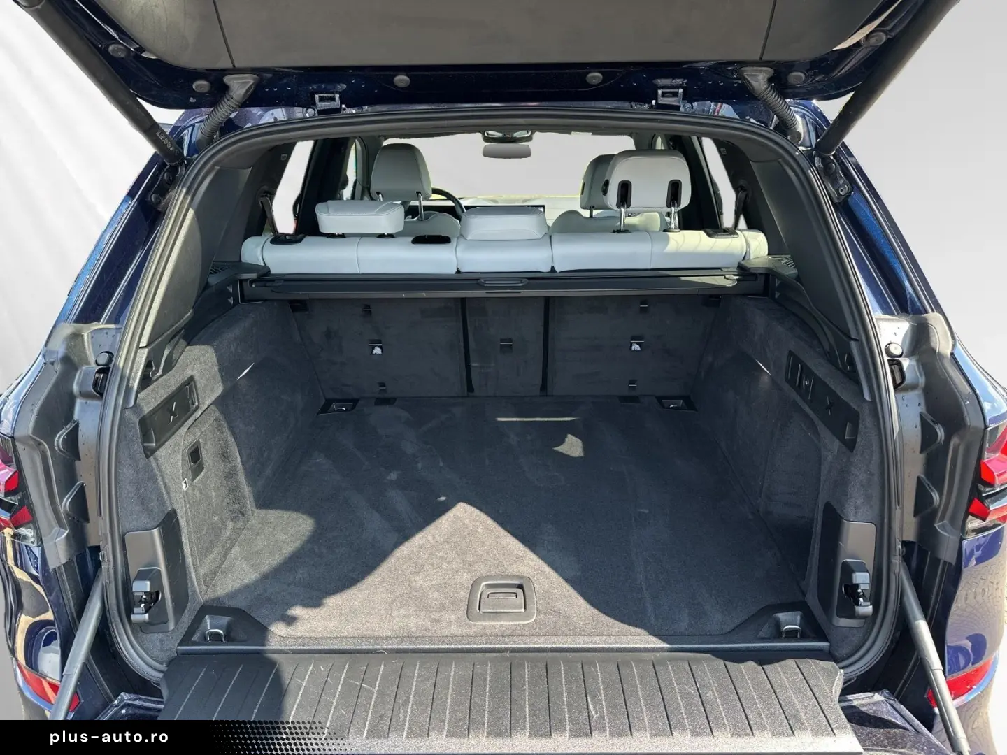 BMW X5 30d xDrive M-Sport Silverstone Interior HK