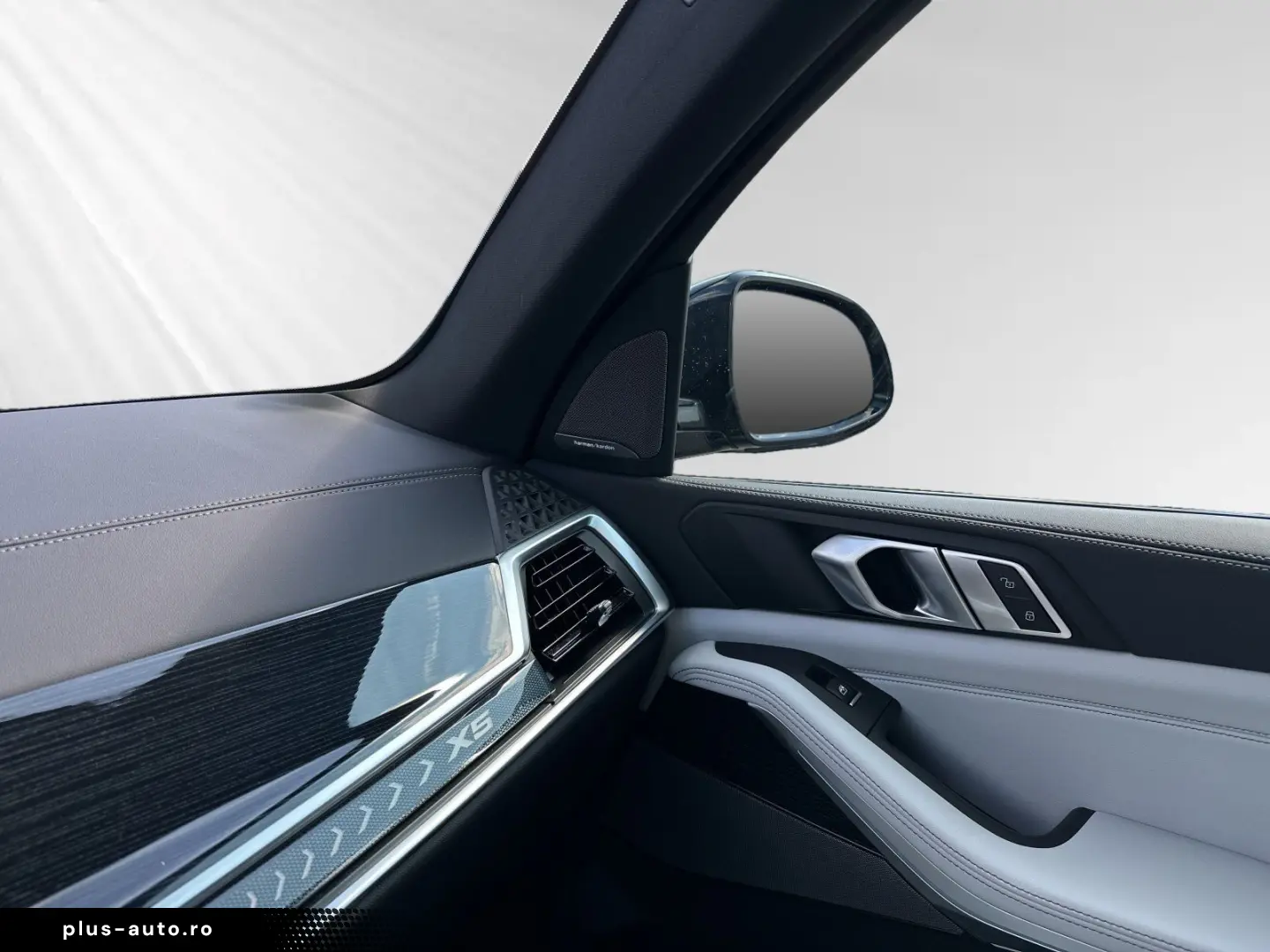 BMW X5 30d xDrive M-Sport Silverstone Interior HK