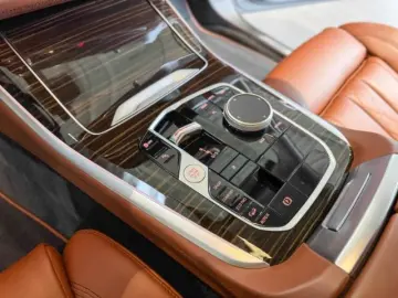 BMW X5 30d xDrive M-Sport Pano Cognac Interior