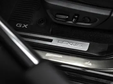 LEXUS GX 550 Premium