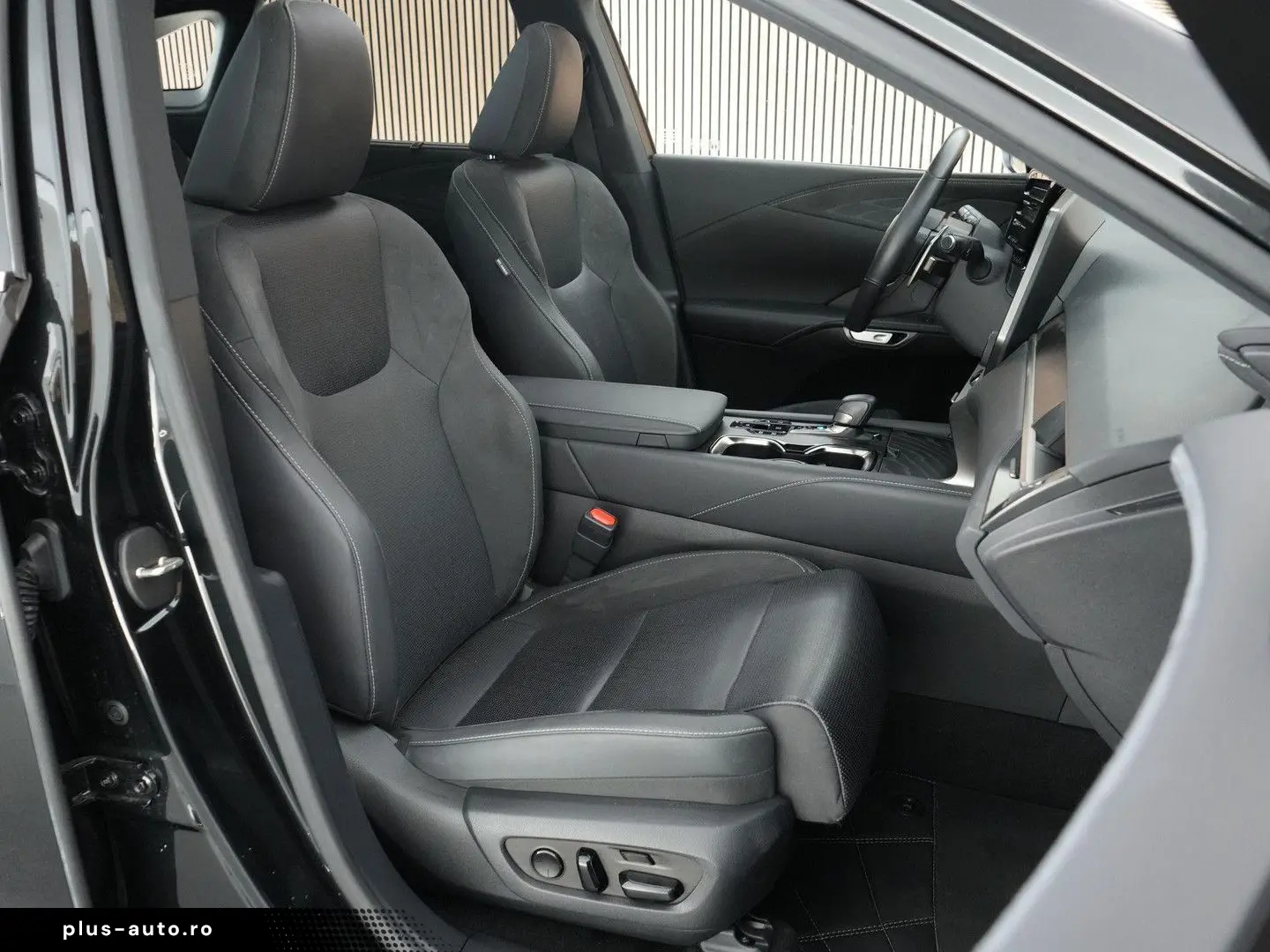 LEXUS RX 450 450h  Plug-in Hybrid President Line  fabr