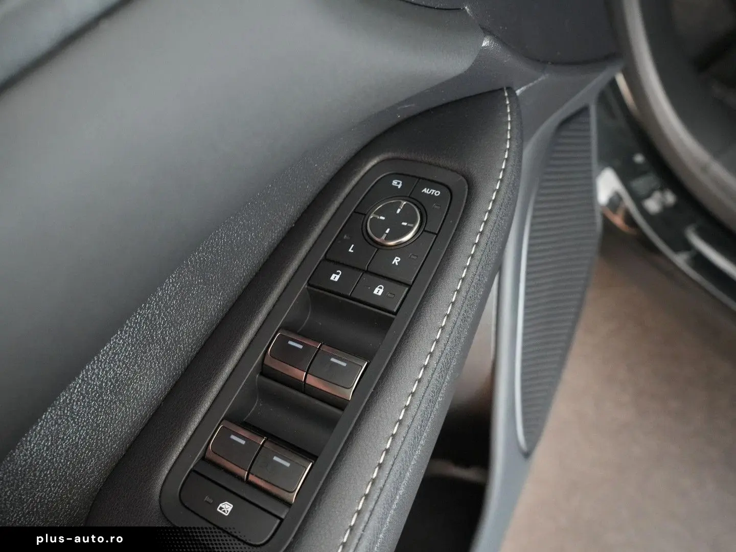 LEXUS RX 450 450h  Plug-in Hybrid President Line  fabr