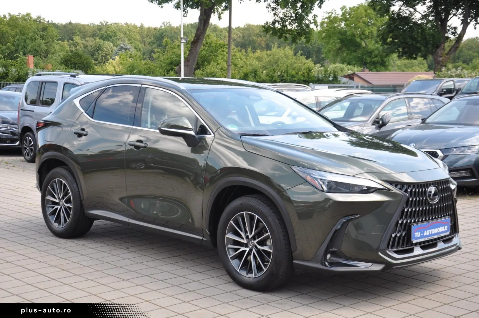 LEXUS NX 450 h  E-Four NAVI-LEDER-360 -LED-ACC-8FACH