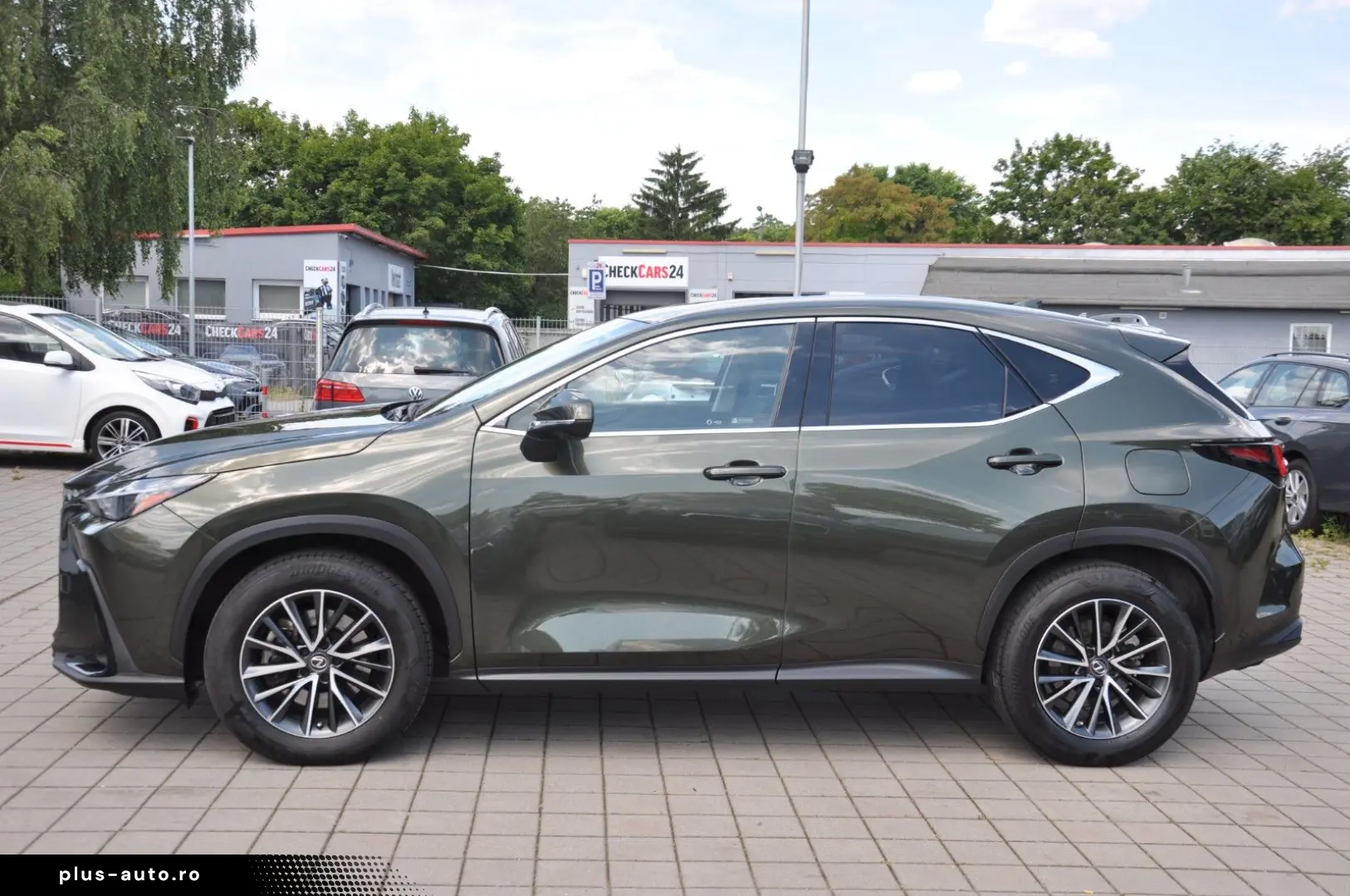 LEXUS NX 450 h  E-Four NAVI-LEDER-360 -LED-ACC-8FACH