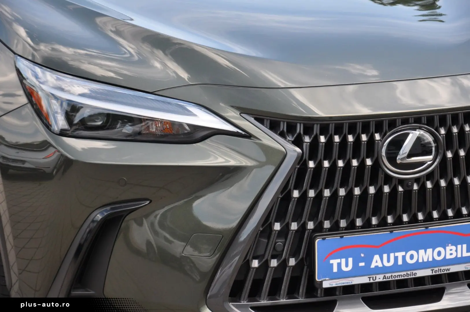 LEXUS NX 450 h  E-Four NAVI-LEDER-360 -LED-ACC-8FACH
