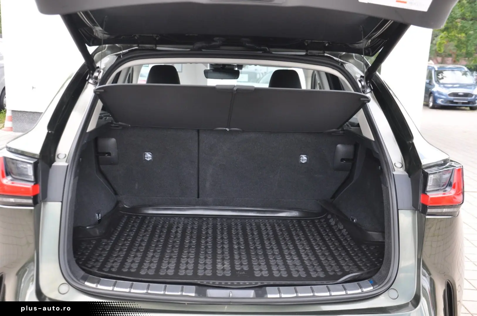 LEXUS NX 450 h  E-Four NAVI-LEDER-360 -LED-ACC-8FACH