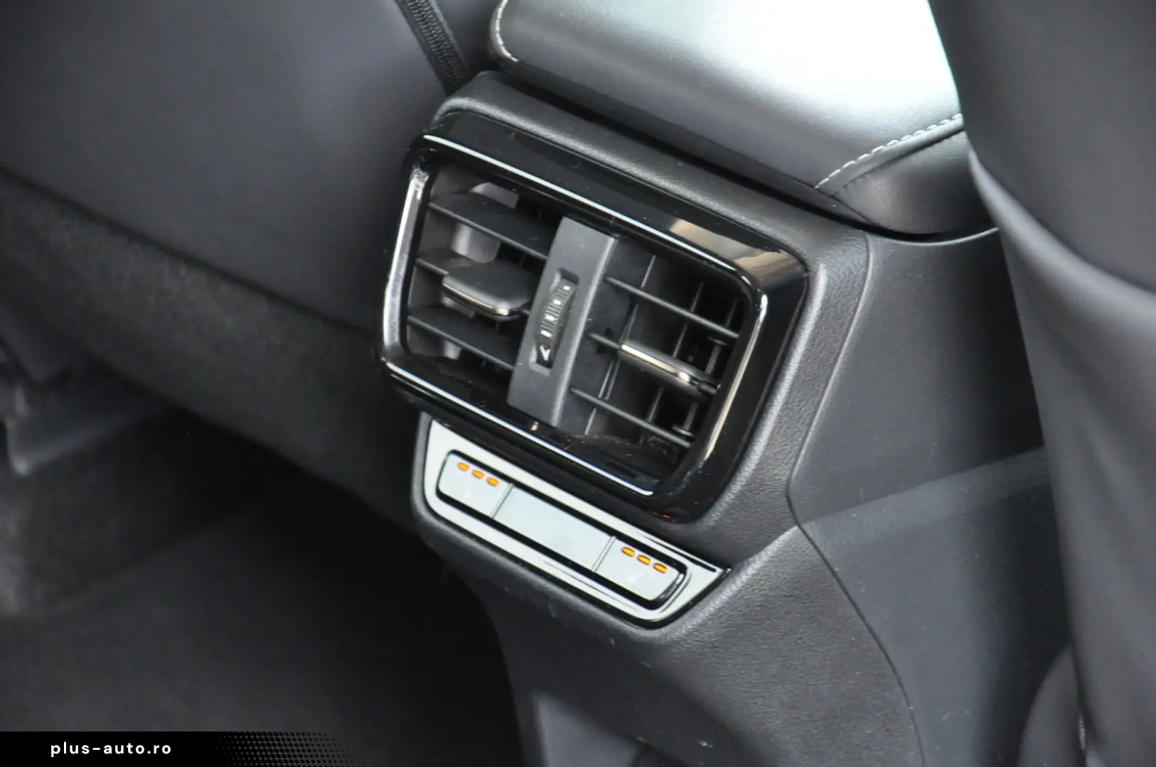 LEXUS NX 450 h  E-Four NAVI-LEDER-360 -LED-ACC-8FACH