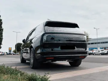 ZEEKR 9X HYPER - 1400 CP