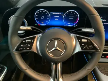 Mercedes-Benz CLA 200 - MY2026 - Panoramic - ACC