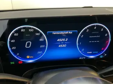 Mercedes-Benz CLA 200 - MY2026 - Panoramic - ACC