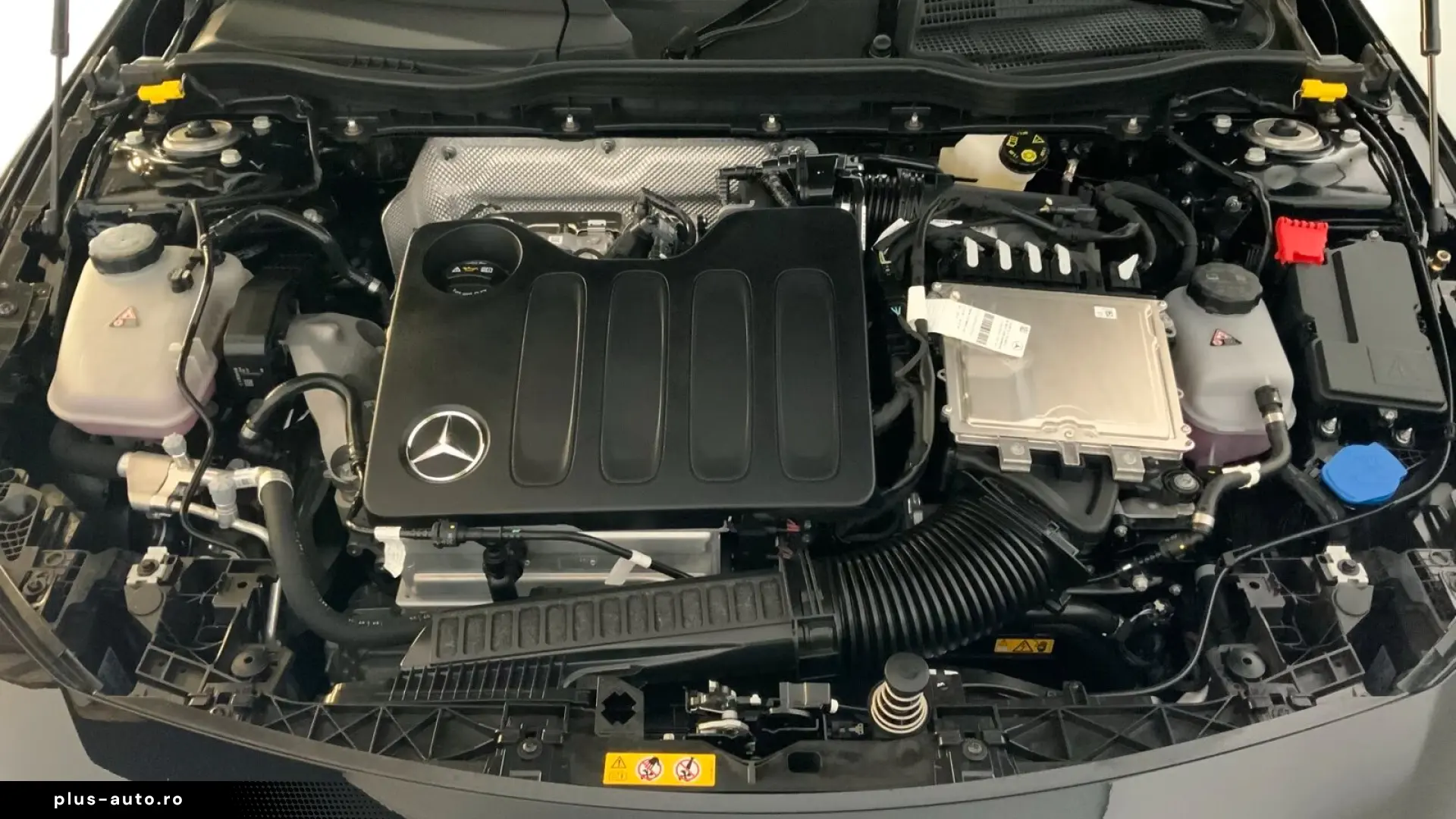 Mercedes-Benz CLA 200 - MY2026 - Panoramic - ACC