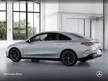Mercedes-Benz CLA 200 AMG Line_Panoramic_ACC_Night