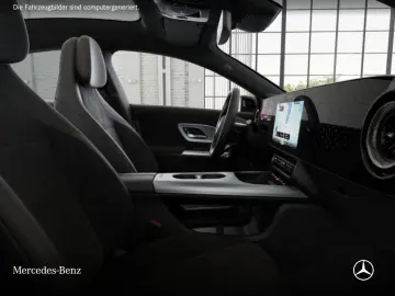 Mercedes-Benz CLA 200 AMG Line_Panoramic_ACC_Night
