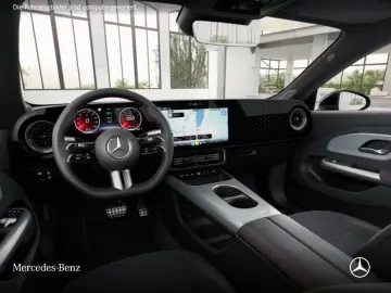 Mercedes-Benz CLA 200 AMG Line_Panoramic_Night