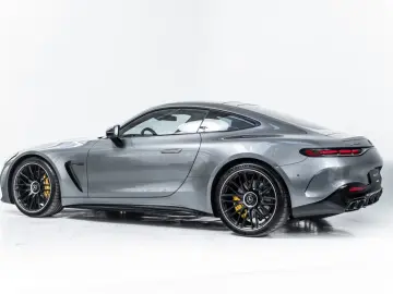 Mercedes-AMG GT 63 4Matic_Premium_Plus_Lift_Kit