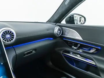 Mercedes-AMG GT 63 4Matic_Premium_Plus_Lift_Kit