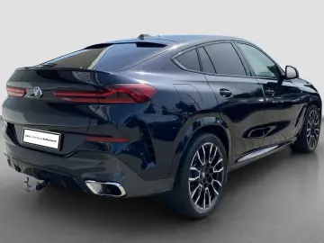 BMW X6 40d xDrive M-Sport 360Camera Pano HK