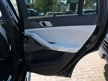 BMW X6 30d xDrive M-Sport 360Camera Pano HK
