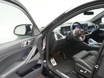 BMW X6 M60i xDrive Carbon 360Camera HK HUD