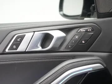 BMW X6 M60i xDrive Carbon 360Camera HK HUD