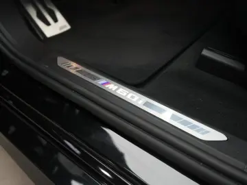 BMW X6 M60i xDrive Carbon 360Camera HK HUD