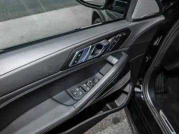 BMW X6 40d xDrive M-Sport 360Camera HUD HK