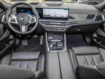 BMW X6 30d xDrive M-Sport Pano 360Camera HUD ACC HK