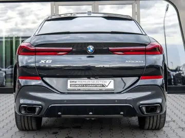 BMW X6 30d xDrive M-Sport Pano 360Camera HUD ACC HK