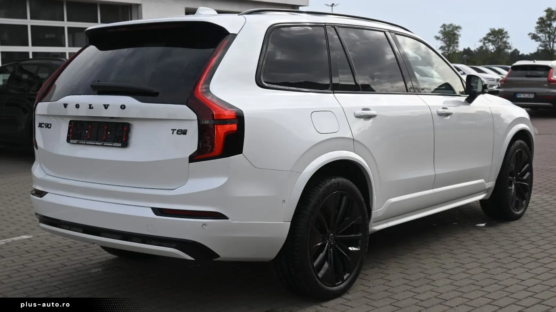 Volvo XC90 T8 AWD - Ultra Black Edition - PHEV - 7 Locuri