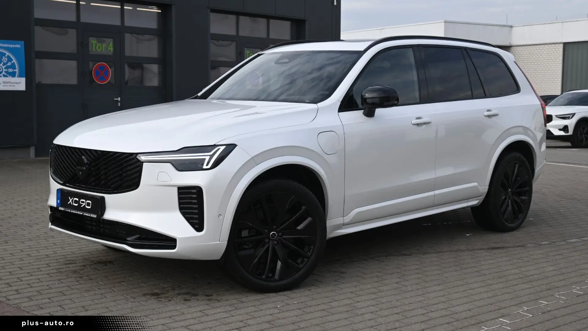 Volvo XC90 T8 AWD - Ultra Black Edition - PHEV - 7 Locuri