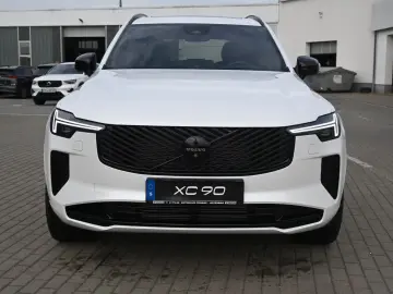 Volvo XC90 T8 AWD - Ultra Black Edition - PHEV - 7 Locuri