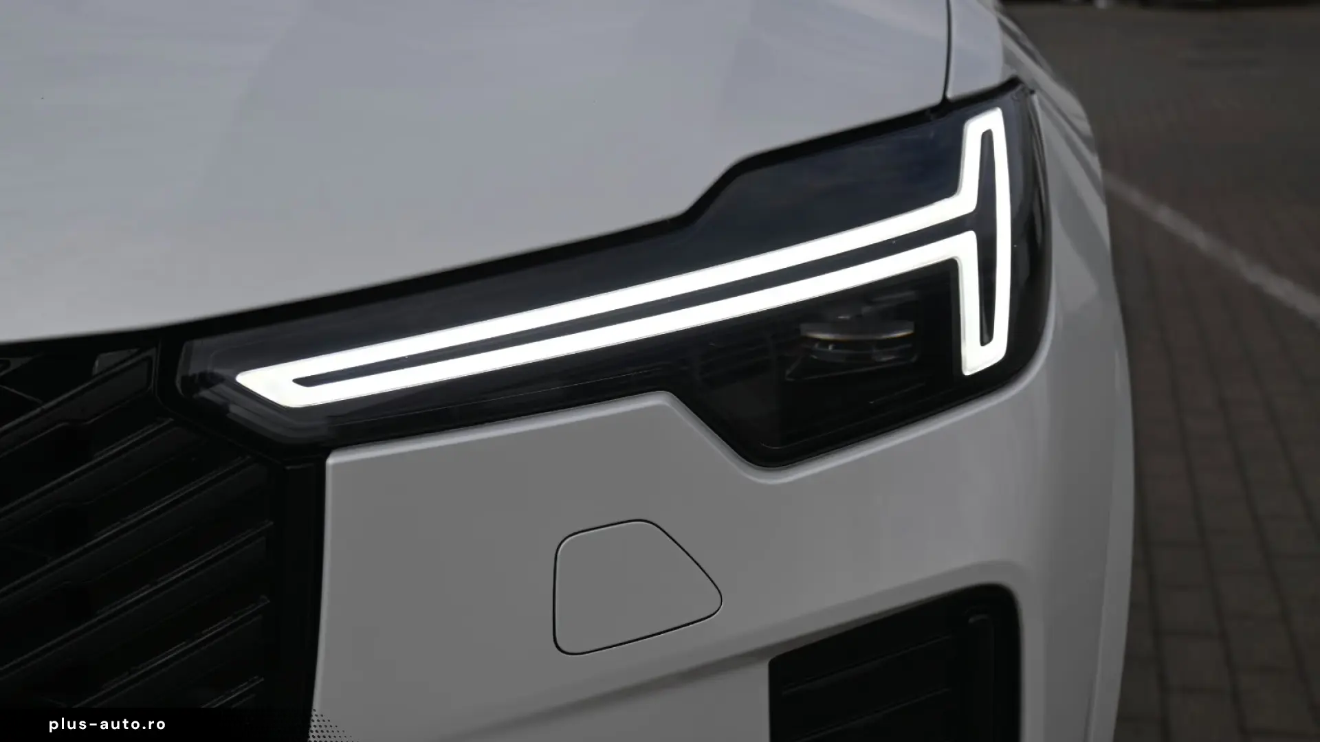 Volvo XC90 T8 AWD - Ultra Black Edition - PHEV - 7 Locuri