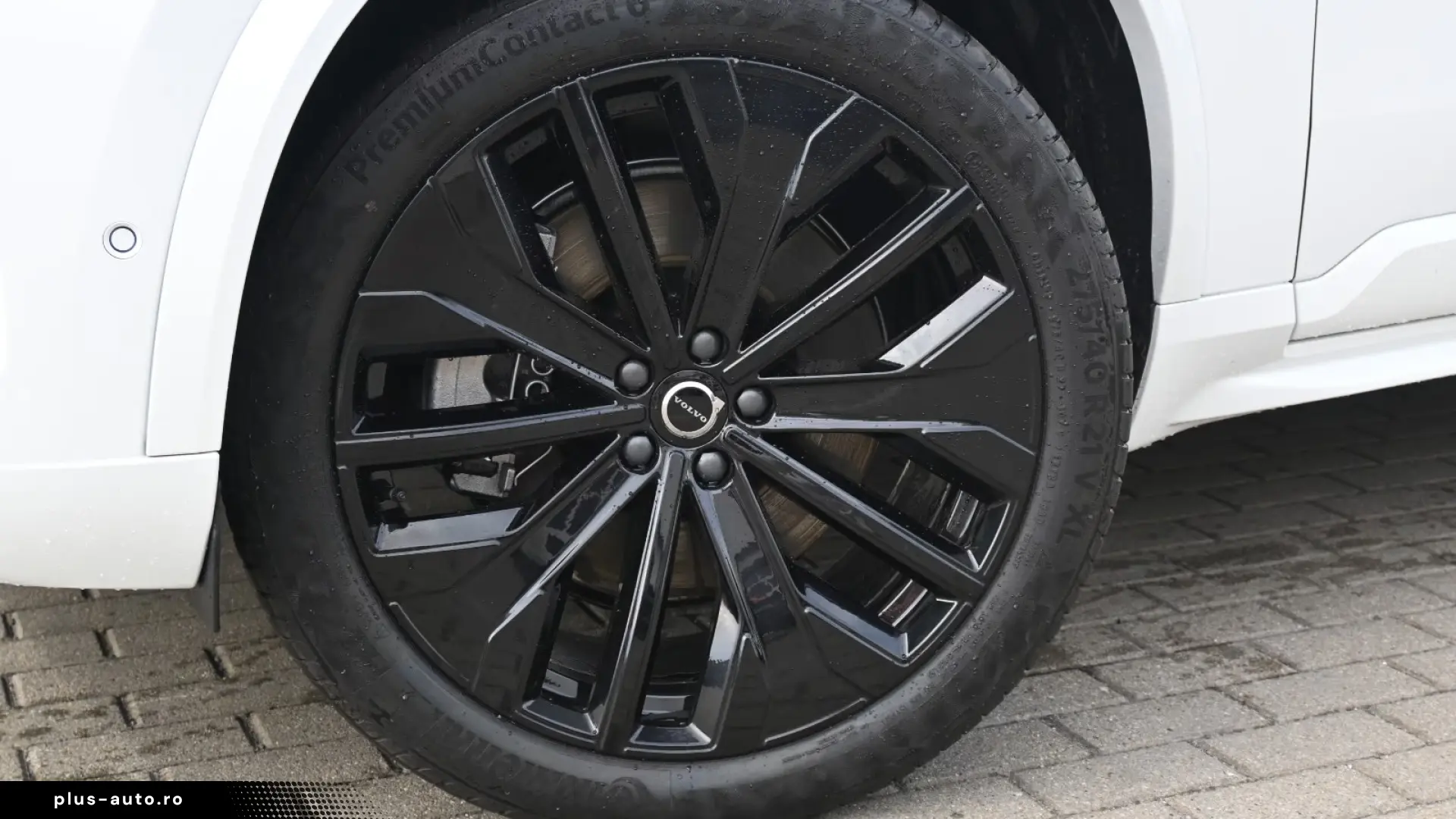 Volvo XC90 T8 AWD - Ultra Black Edition - PHEV - 7 Locuri