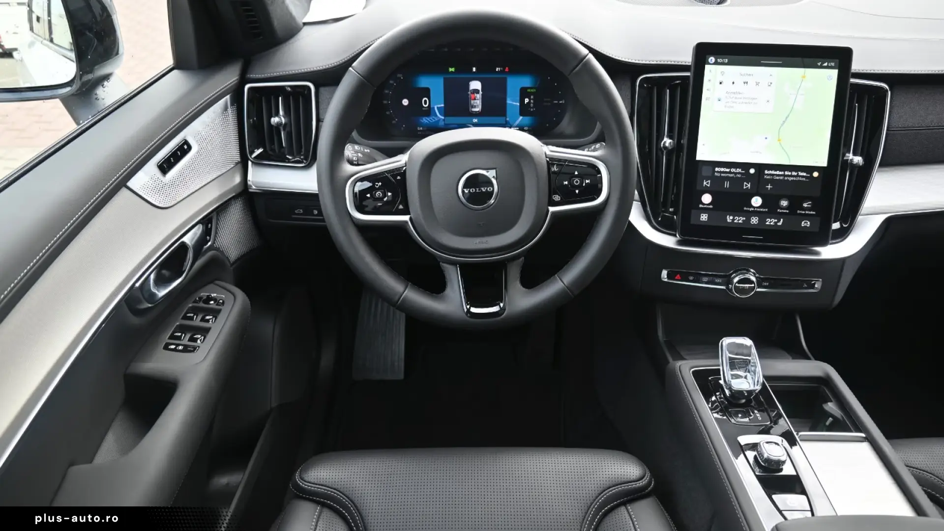 Volvo XC90 T8 AWD - Ultra Black Edition - PHEV - 7 Locuri