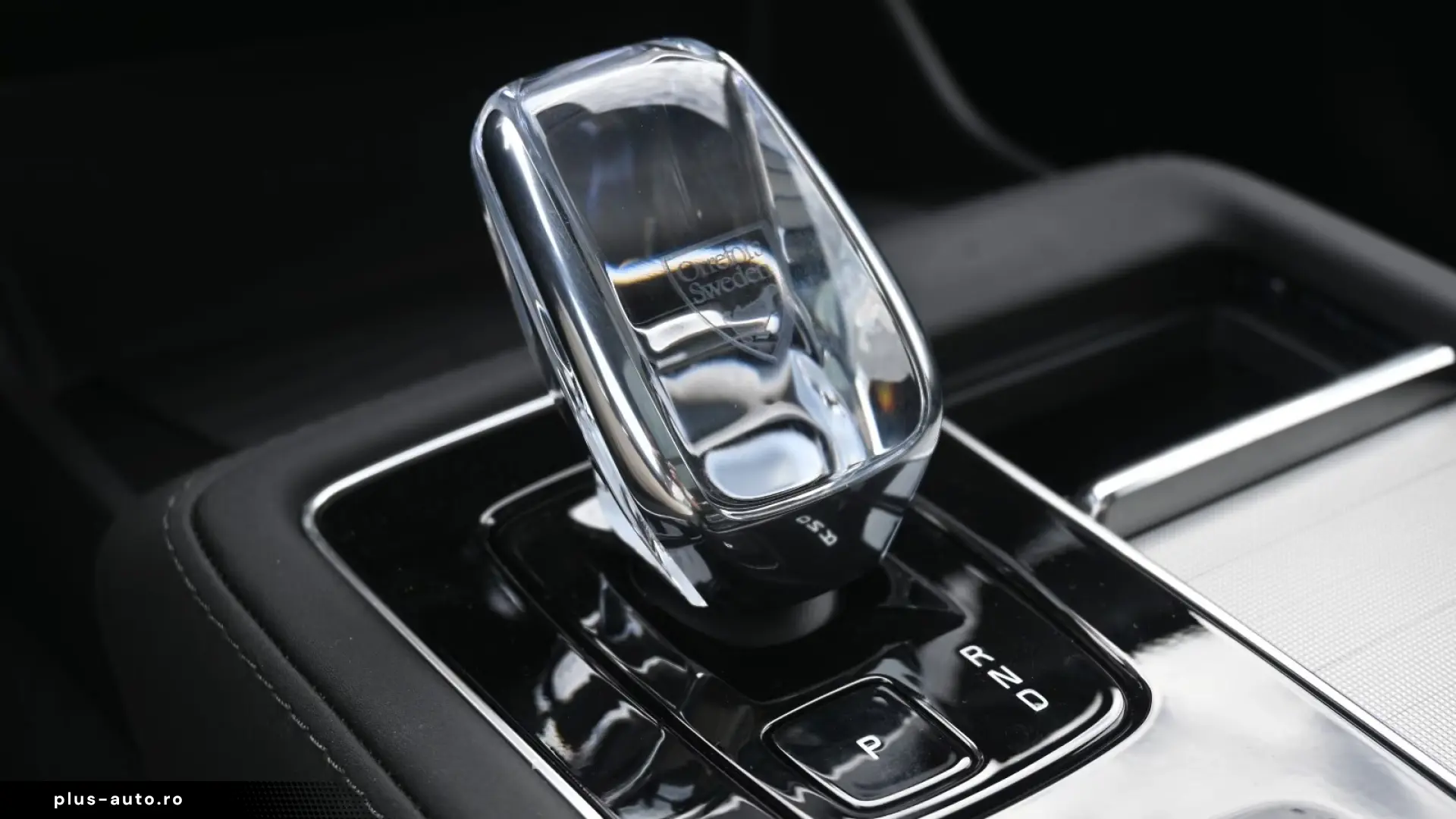 Volvo XC90 T8 AWD - Ultra Black Edition - PHEV - 7 Locuri