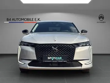 DS DS4 E-Tense 225 Performance Line   HUD FULL-LED
