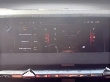 DS DS4 E-Tense 225 Performance Line   HUD FULL-LED