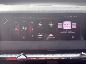 DS DS4 E-Tense 225 Performance Line   HUD FULL-LED